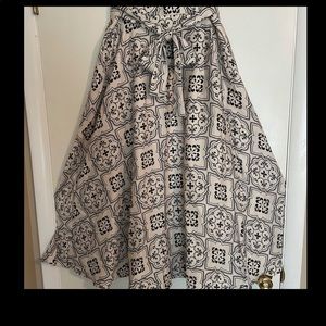 Ann Taylor mid length skirt size 12
